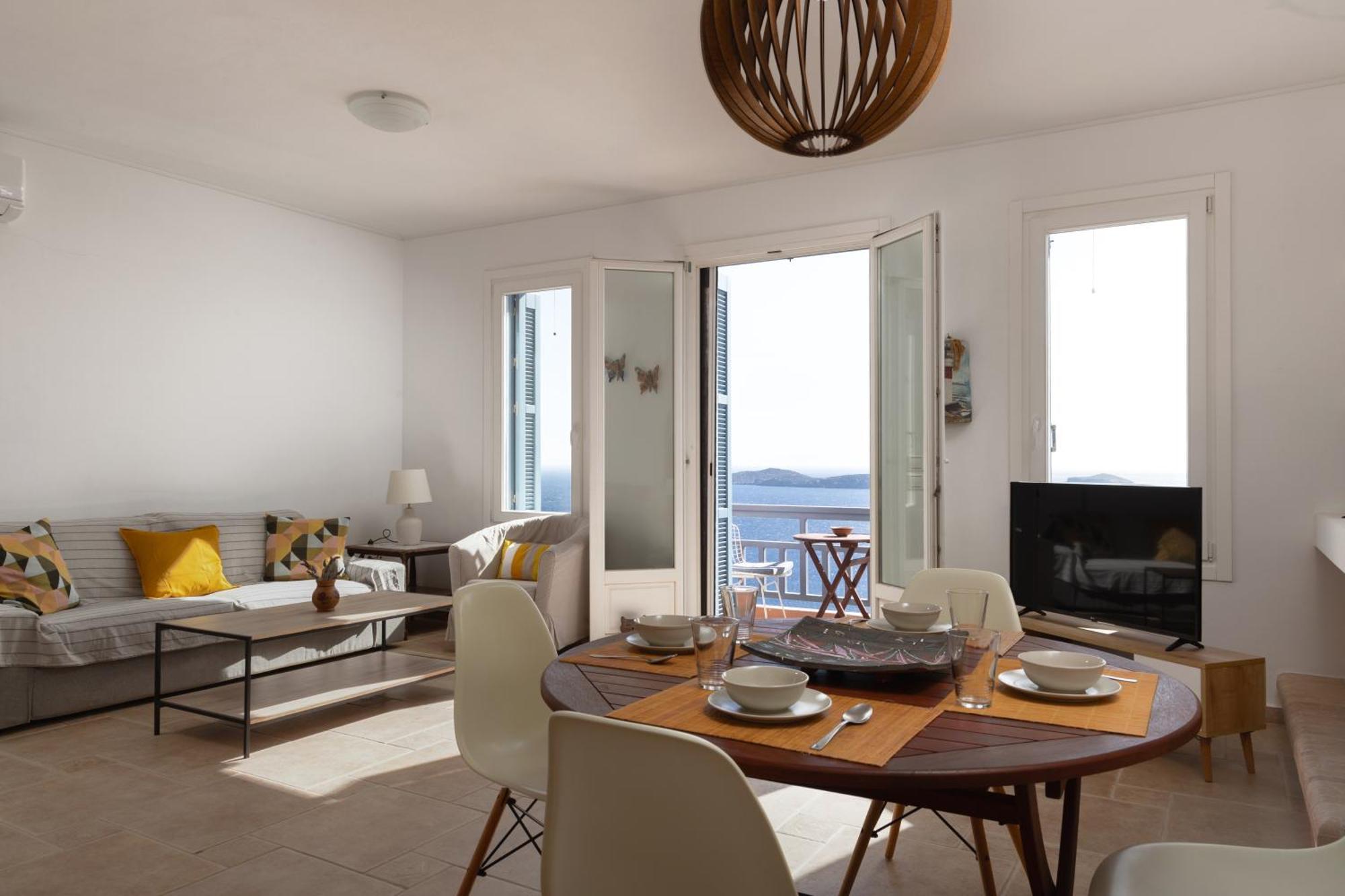 Holiday home Sea & Sunset Balcony -island House By Hostandros